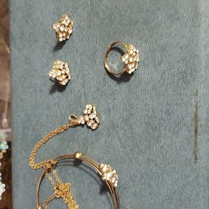 Matching Crown 5 PC set